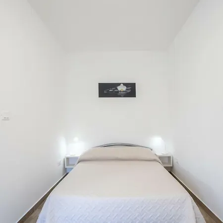 Apartment Nikoleta